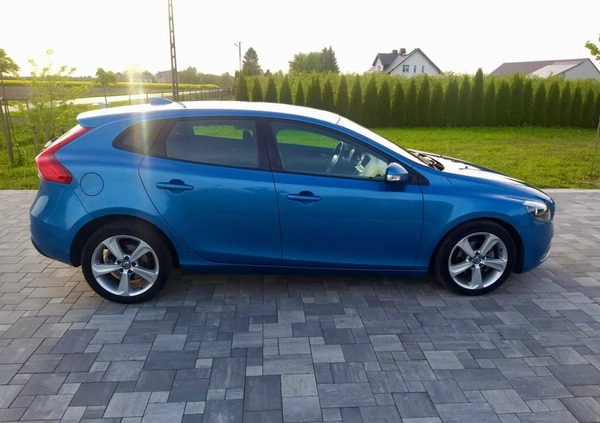 Volvo V40 cena 38900 przebieg: 171000, rok produkcji 2015 z Strzelce Opolskie małe 781